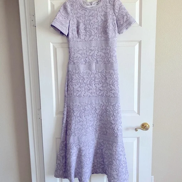 Badgley Mischka | Dresses | Belle Badgley Mischka Formal Dress Short Sleeve Embroidered Size 2 Us | Poshmark Badgley Mischka | Dresses | Belle Badgley Mischka Formal Dress Short Sleeve Embroidered Size 2 Us | Poshmark